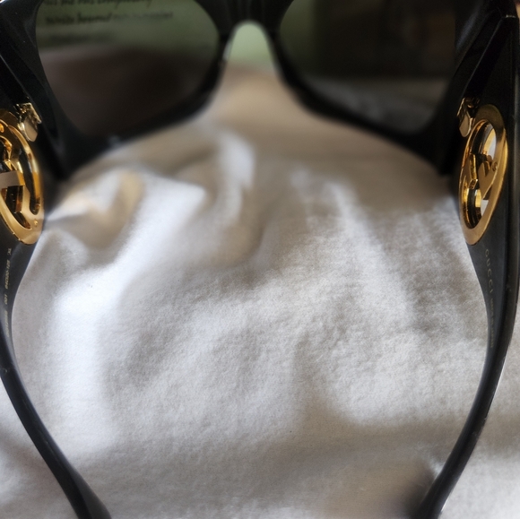 Gucci large Shades - Picture 2 of 6